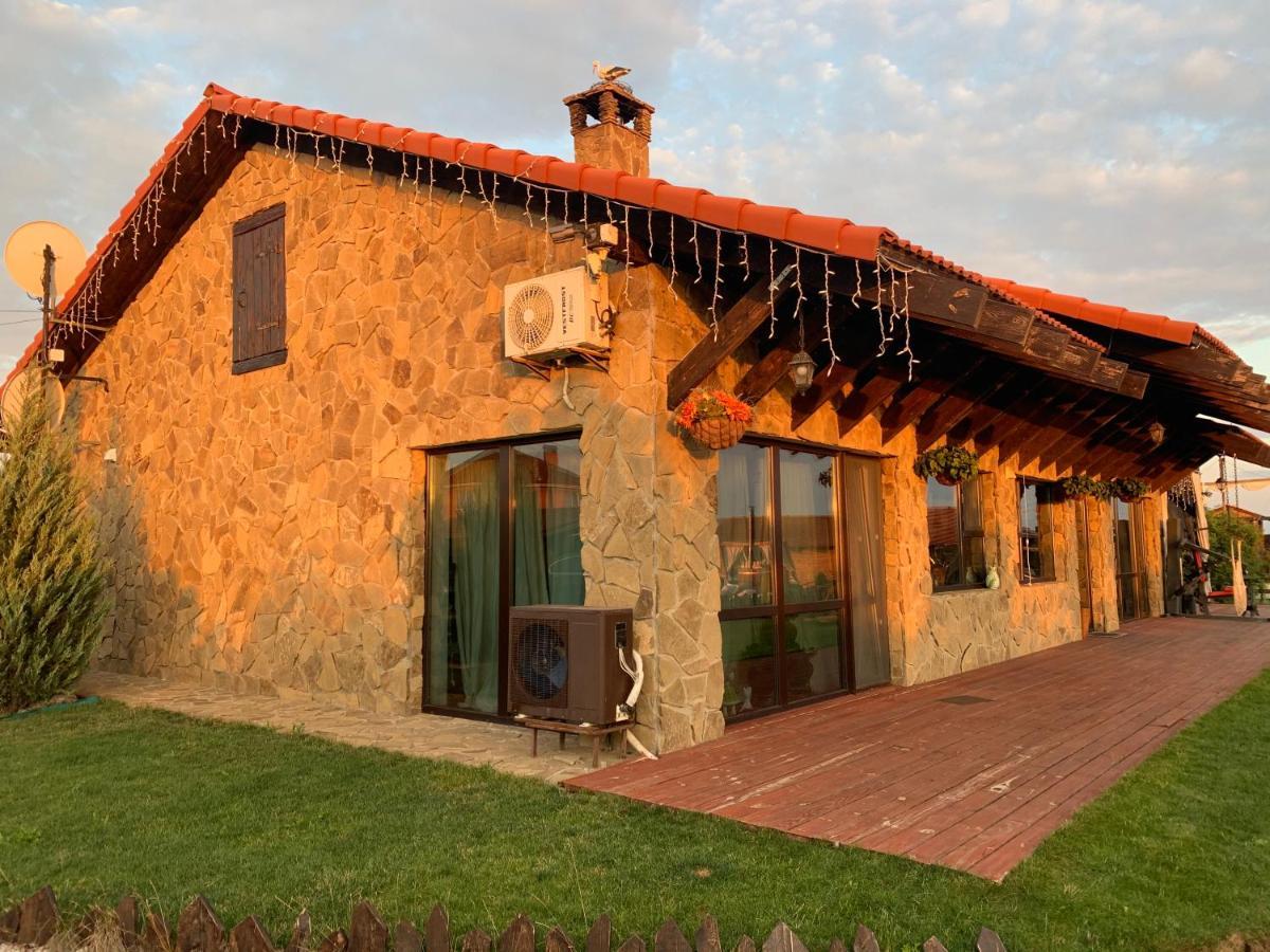 Chervona Kalyna Cottage Odessa Ngoại thất bức ảnh