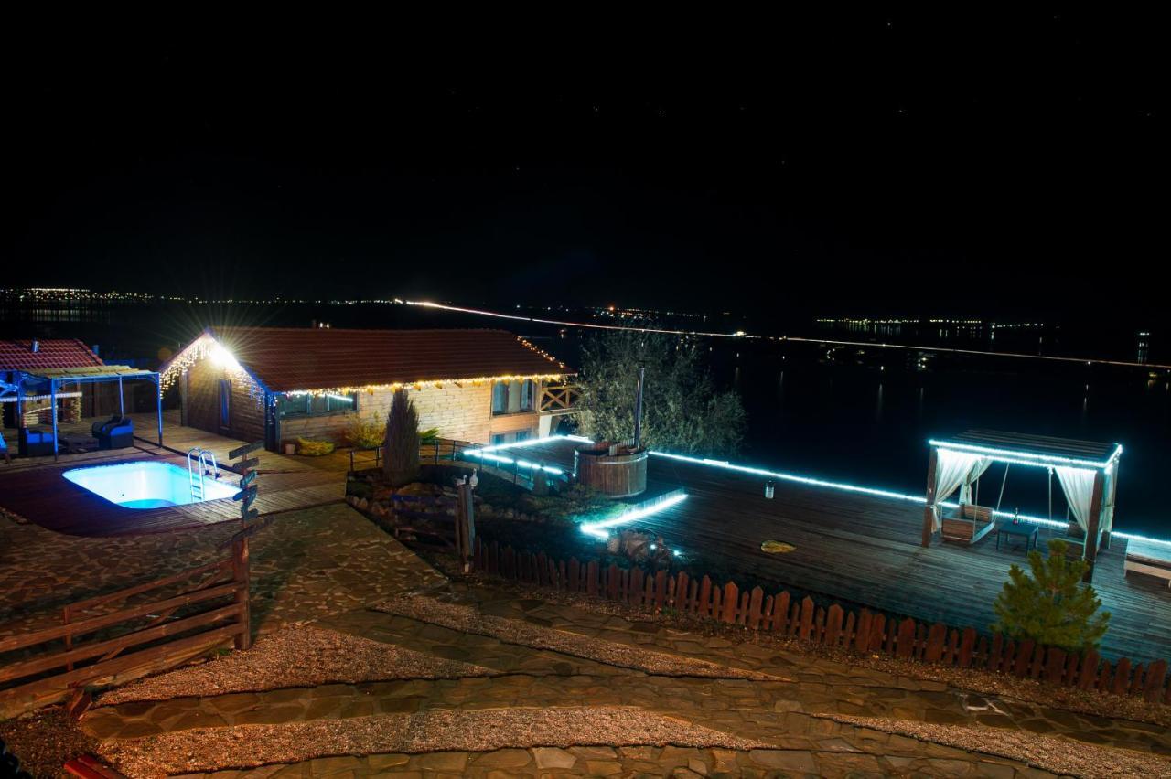 Chervona Kalyna Cottage Odessa Ngoại thất bức ảnh